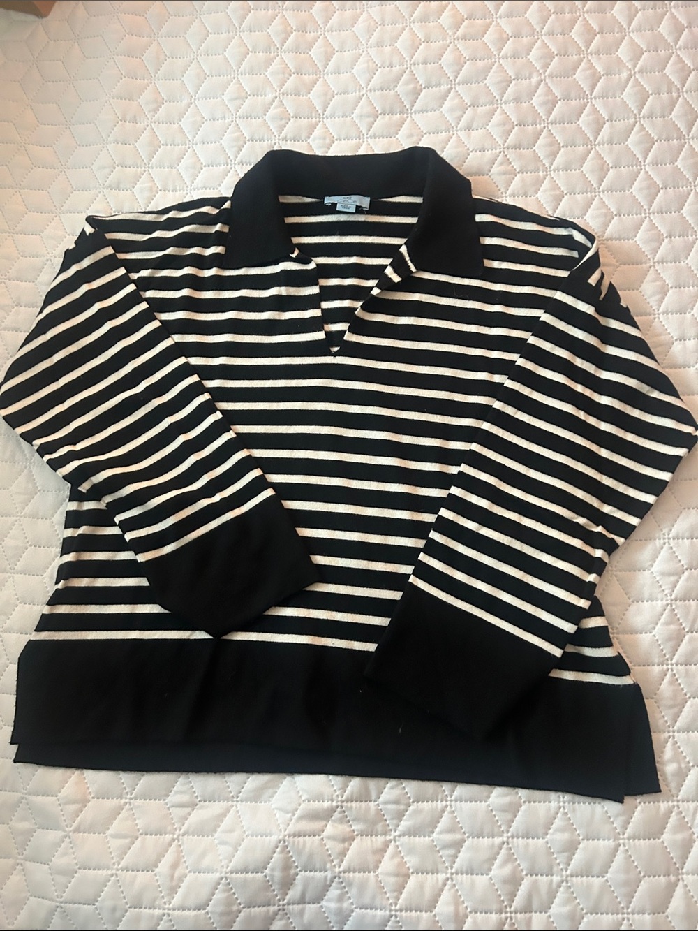 CeCe Black and White Striped V-Neck Men’s Sweater